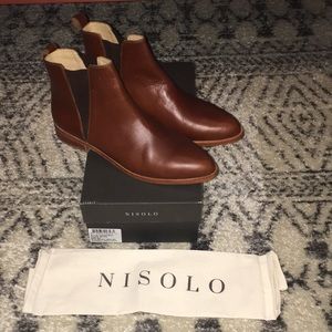 Nisolo Classic Chelsea Boot in Brandy